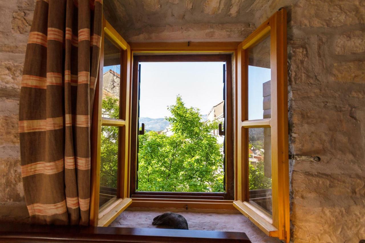 Old Small Stone House Zrnovo Dış mekan fotoğraf