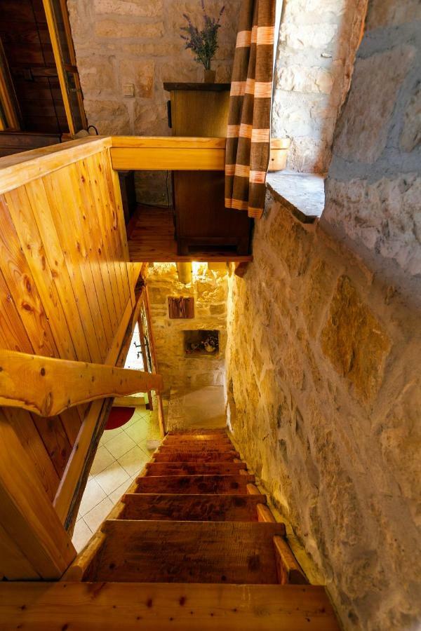 Old Small Stone House Zrnovo Dış mekan fotoğraf